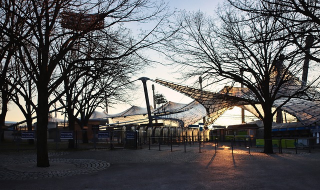 创建一个可 创建一个可